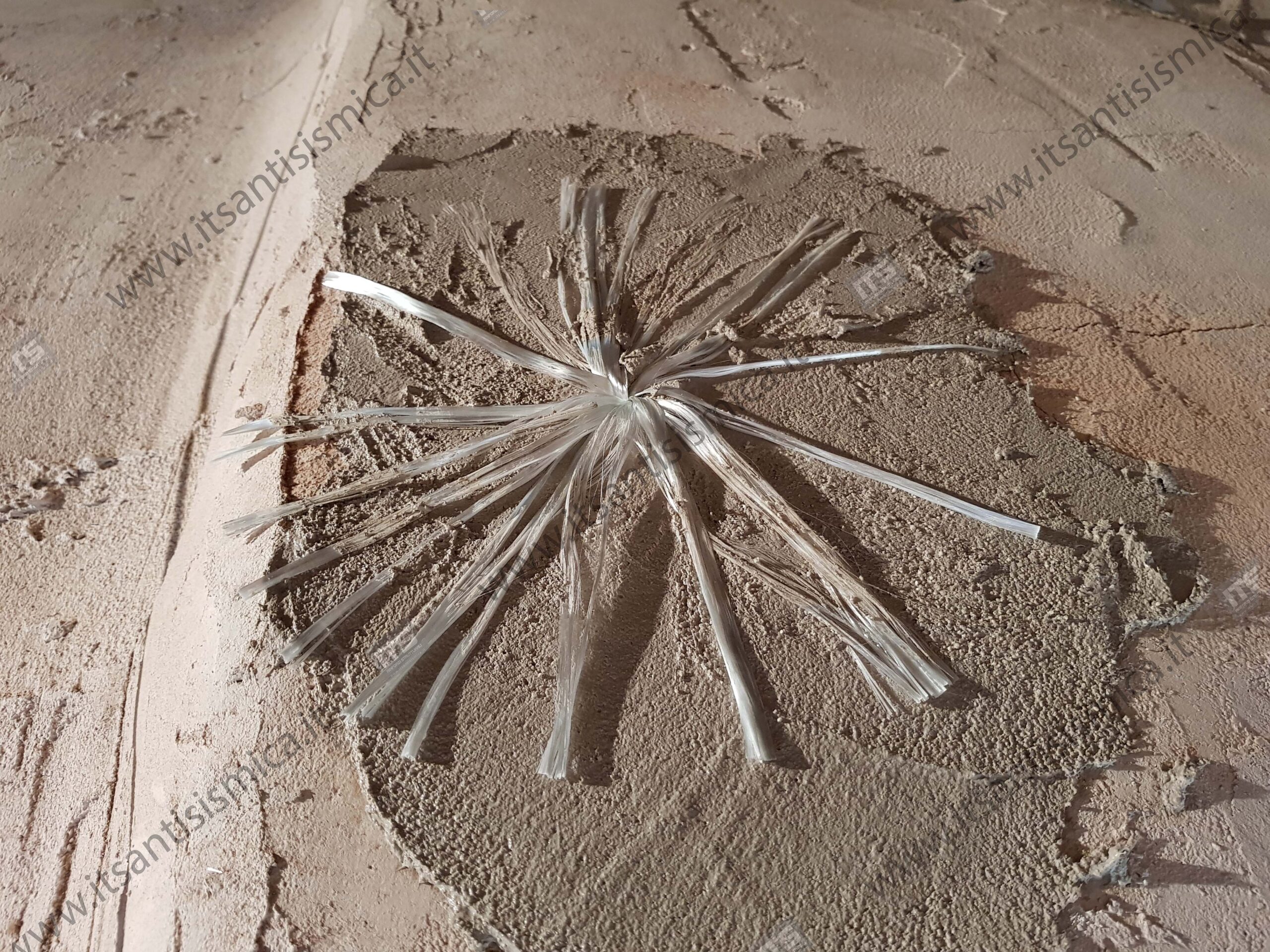 Consolidamento delle volte della chiesa e dell'oratorio di Agliana (PT) — fotografia di cantiere 5